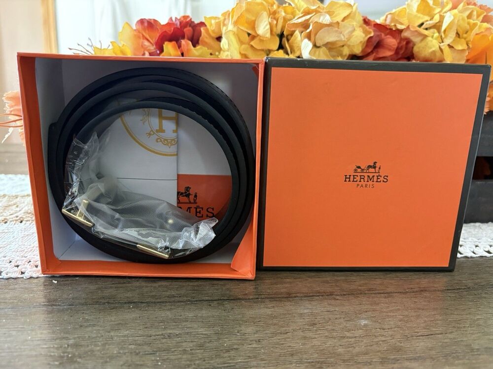 Hermès H Belt Reversible Black Leather Gold Buckle 42 IN/38mm New In Box